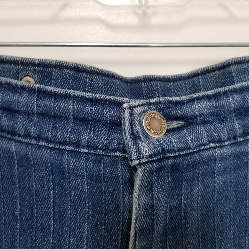 Vintage Wrangler Women's High Waisted Blue Jeans - Picture 7 of 7